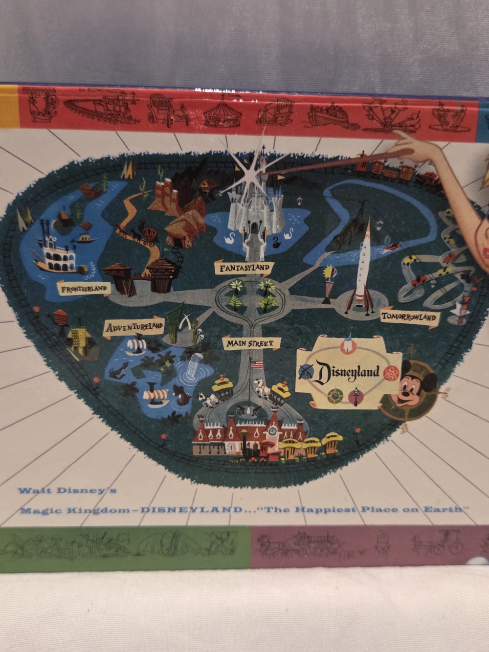Rare Y2K Disney 50th Anniversary 2005 Annual Passport Edition Golden Horseshoe.